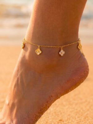 Bracelet cheville Trya – Fleurs trèfles pendant