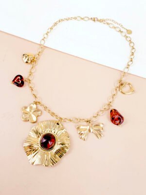 Collier Rosana, médaillon, breloques et résine