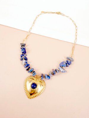 Collier Coralie, coeur et perles de pierre