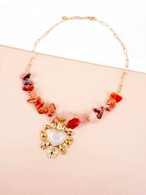 Collier Mae, coeur et perles de pierre