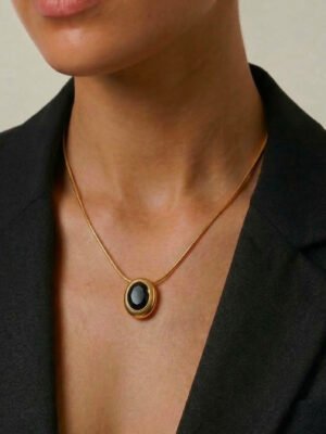 Collier Aria – pendentif strass noir