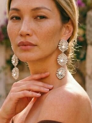 Boucles d&rsquo;Oreilles Clips  » Cascade de Cristaux » – Lustres Etincelants