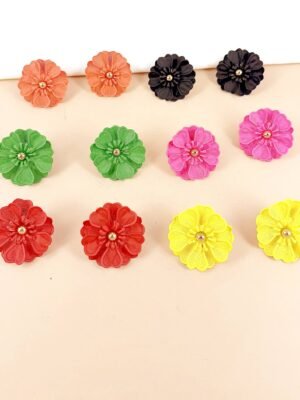 Lot de 12 Paires – Boucles d&rsquo;Oreilles « Petite Marguerite » en Acrylique Mat