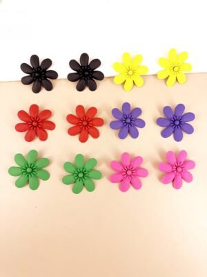 Lot de 12 Paires – Boucles d&rsquo;Oreilles « Sunshine Daisy » en Acrylique Mat