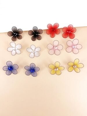 Lot de 12 Paires – Boucles d&rsquo;Oreilles « Marguerite de Soie » en Acrylique Mat