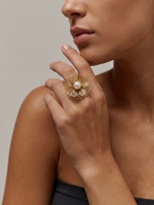 Bague Ajustable « Fleur de Filigrane » – Acier Inoxydable & Perle Nacrée
