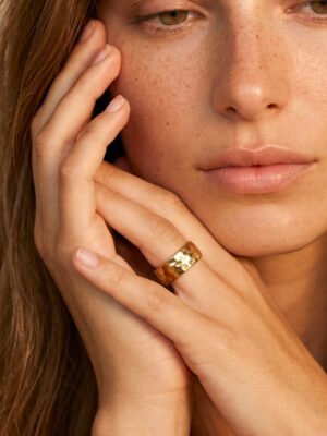 Bague Capri – Jonc martelé
