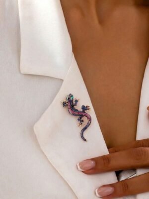 Broche Salamandre Mystique en pavage de saphirs et rubis