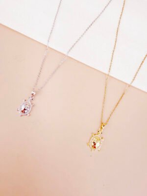 Collier tortue Mnémosyne