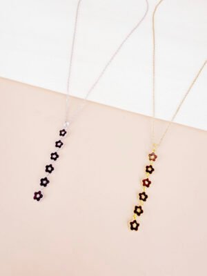Collier Y Pénélope – Fleur noire