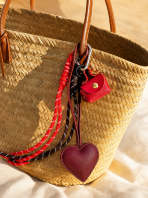 Porte clé sac grigri Lola – Coeur rouge et sac rouge