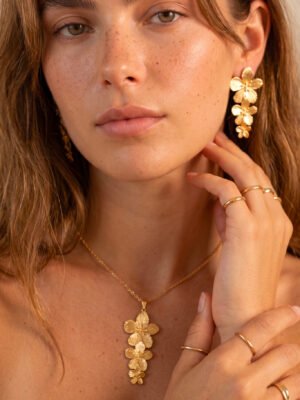 Parure Amélie – Fleurs pendantes