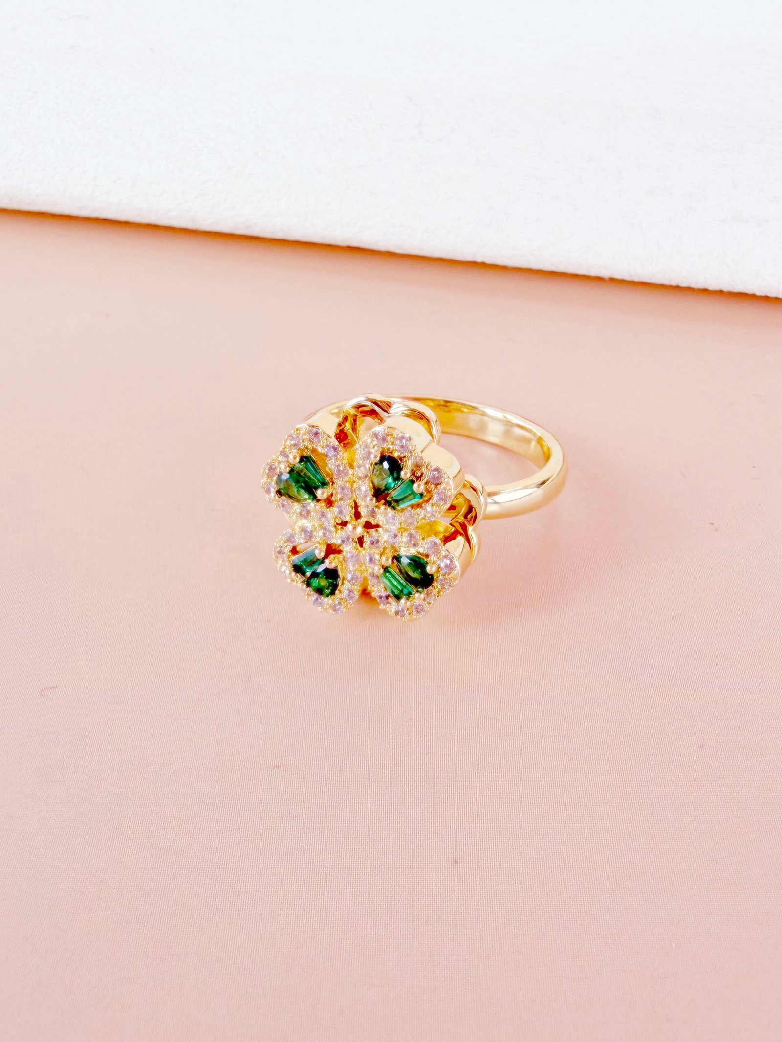 Bague Camille - Anti-stress fleurs vertes dorées – Image 2