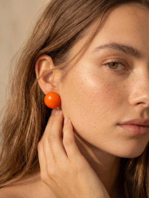 Boucles d&rsquo;oreilles Maya – Résine multicolores