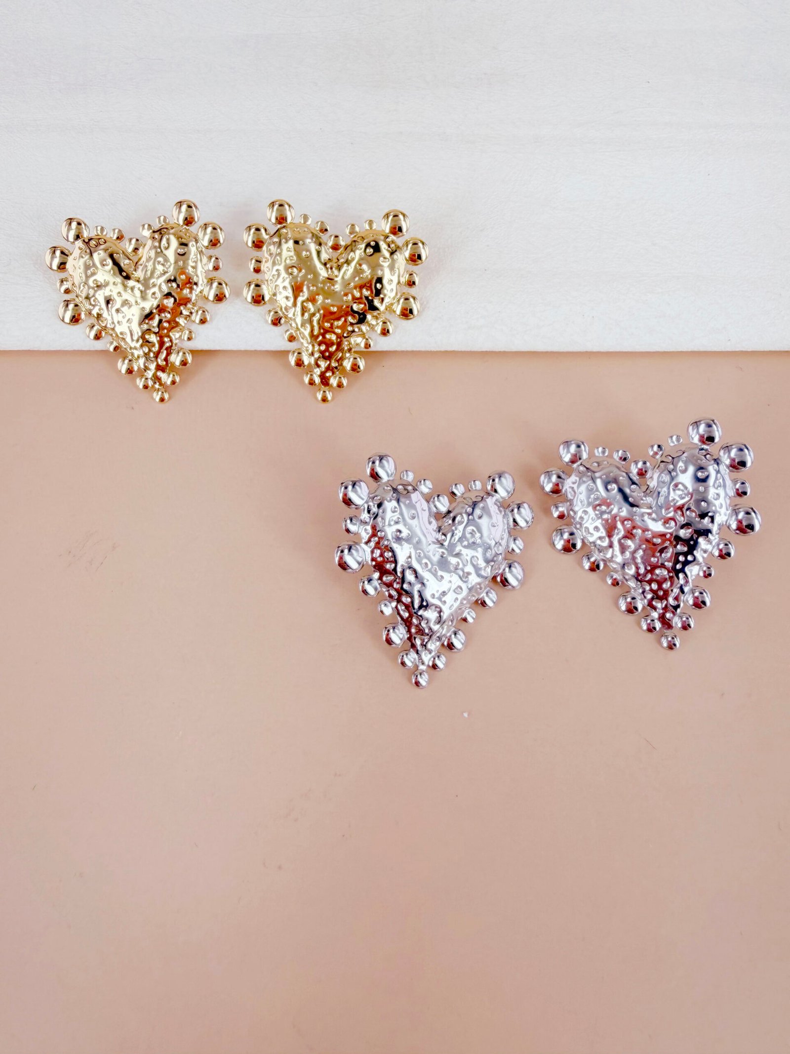 Boucles d'oreilles Flavie - Coeurs en métal – Image 3