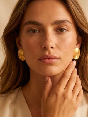 Boucles d’oreilles Lisa – Ovales spiralées dorées