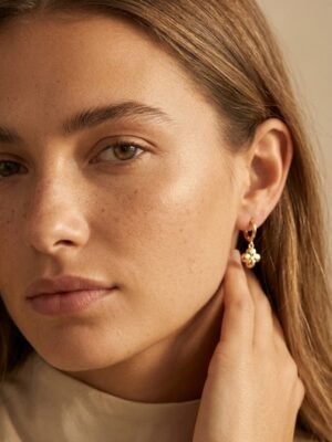 Boucles d’oreilles Flora – Dorées acier inoxydable
