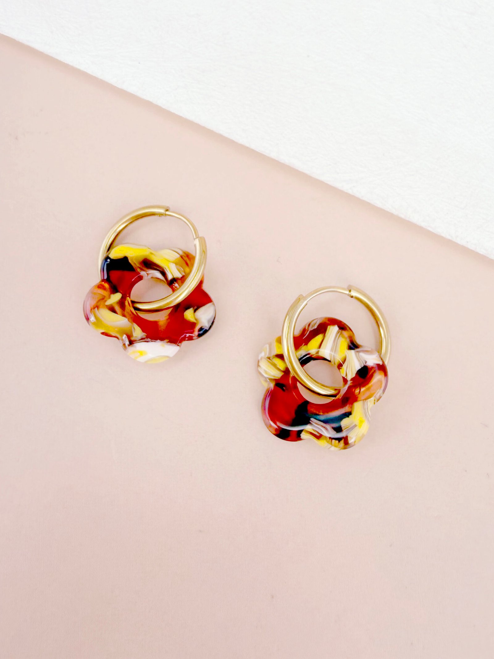 Boucles d'oreilles Victoire - Fleur en résine – Image 13