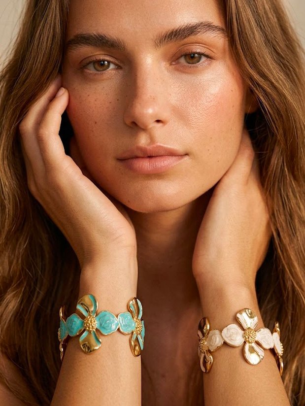 Bracelet Marion - Manchette papillons – Image 2