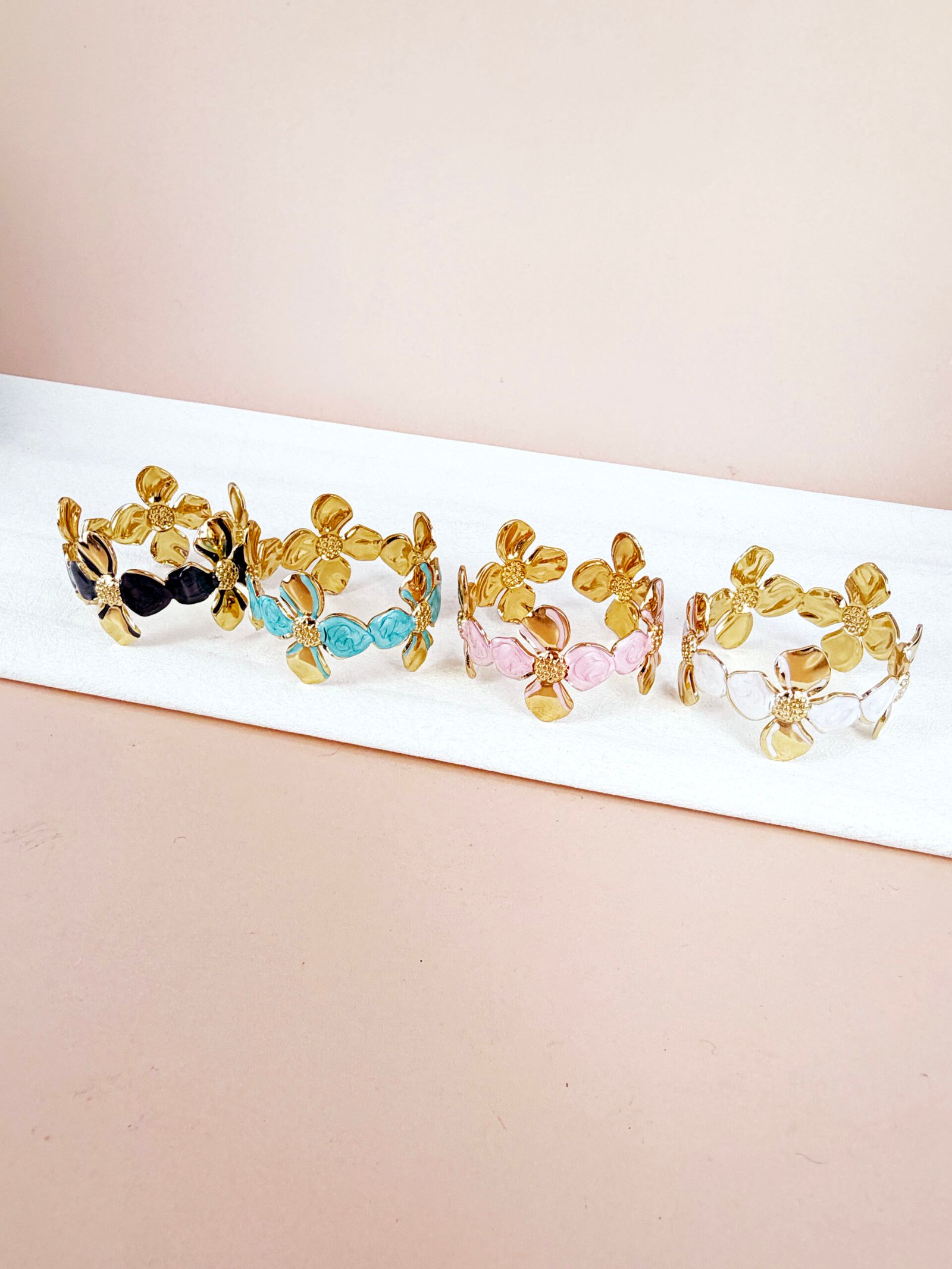 Bracelet Marion - Manchette papillons – Image 4