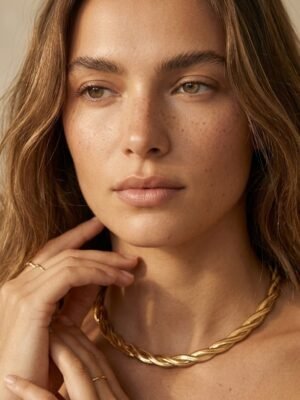 Collier Suzanne – Maille tressée dorée