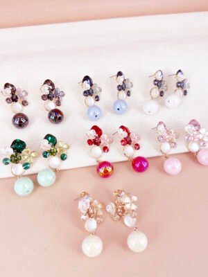 Boucles d&rsquo;oreilles Elise – Pack de 12 boucles d&rsquo;oreilles fleurs perlees