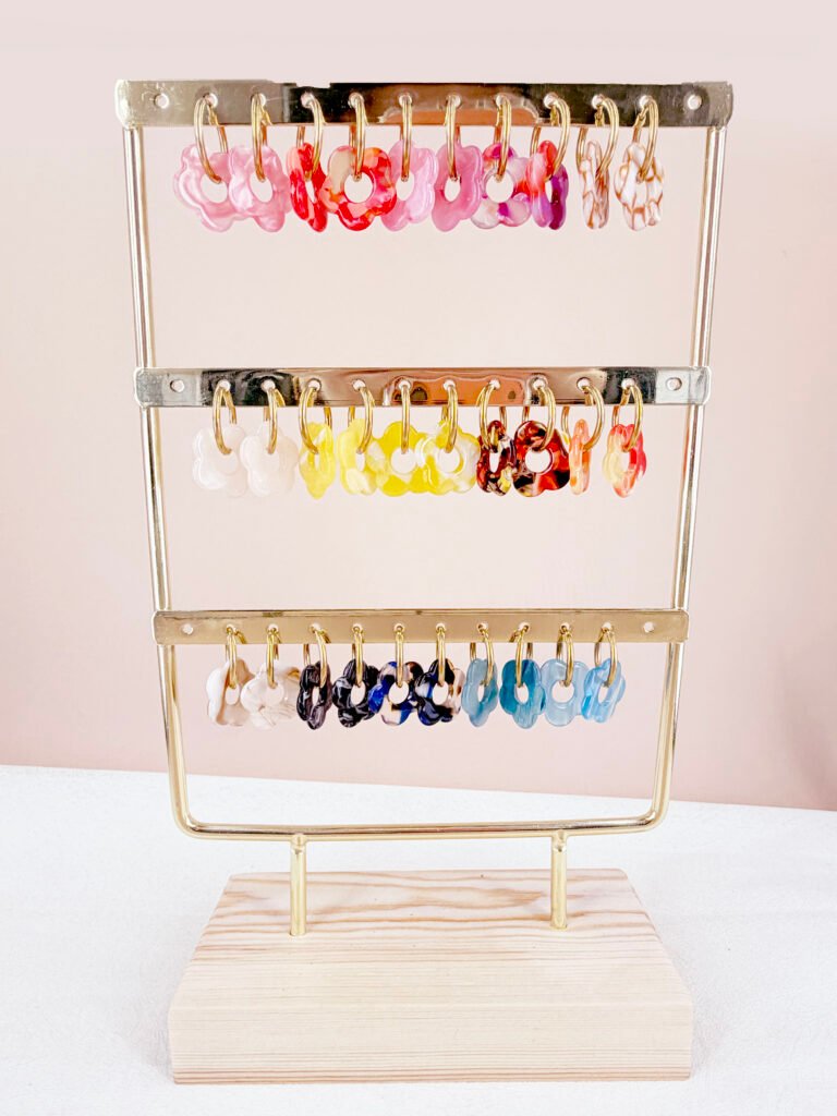 Lot de 15 boucles d'oreilles sans présentoir