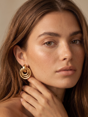 Boucles d&rsquo;oreilles Paloma – Anneaux pendants or
