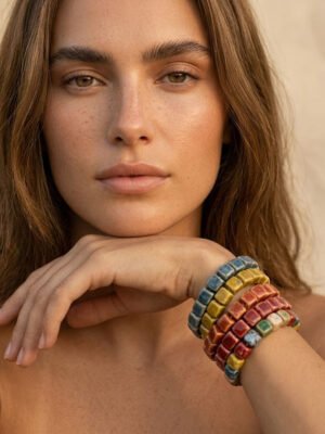 Bracelet Isaline – Perles carrées céramique 6 mm