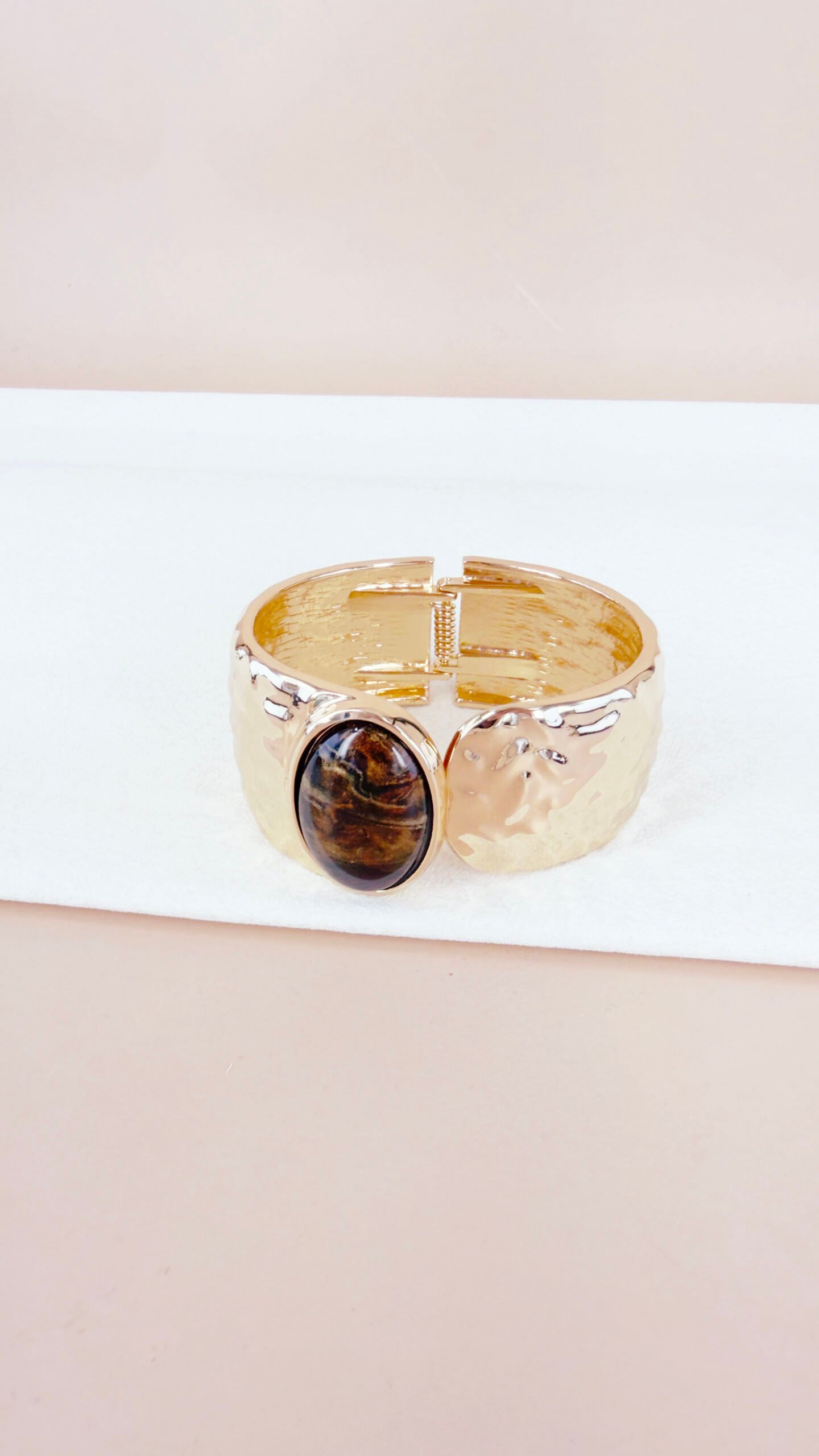 Bracelet Louna - Manchette cabochon ovale metal – Image 2