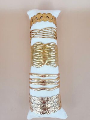 Bracelet Maelle – Lot de 5 manchettes or lignes texturées