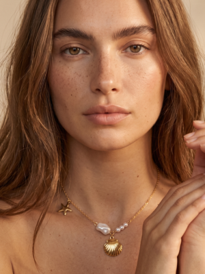 Collier simple pendentifs coquillage et perles en acier inoxydable
