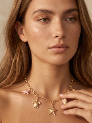 Collier Clara – Doré charms marins étoile et coquillages