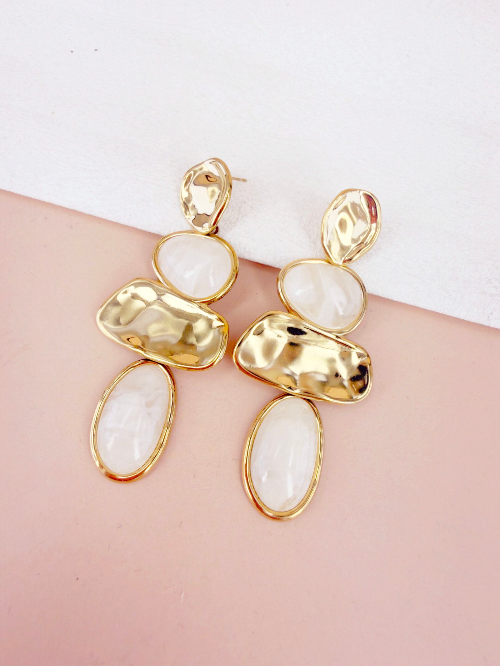 Boucles d'oreilles Ariane - Résine ivoire – Image 3