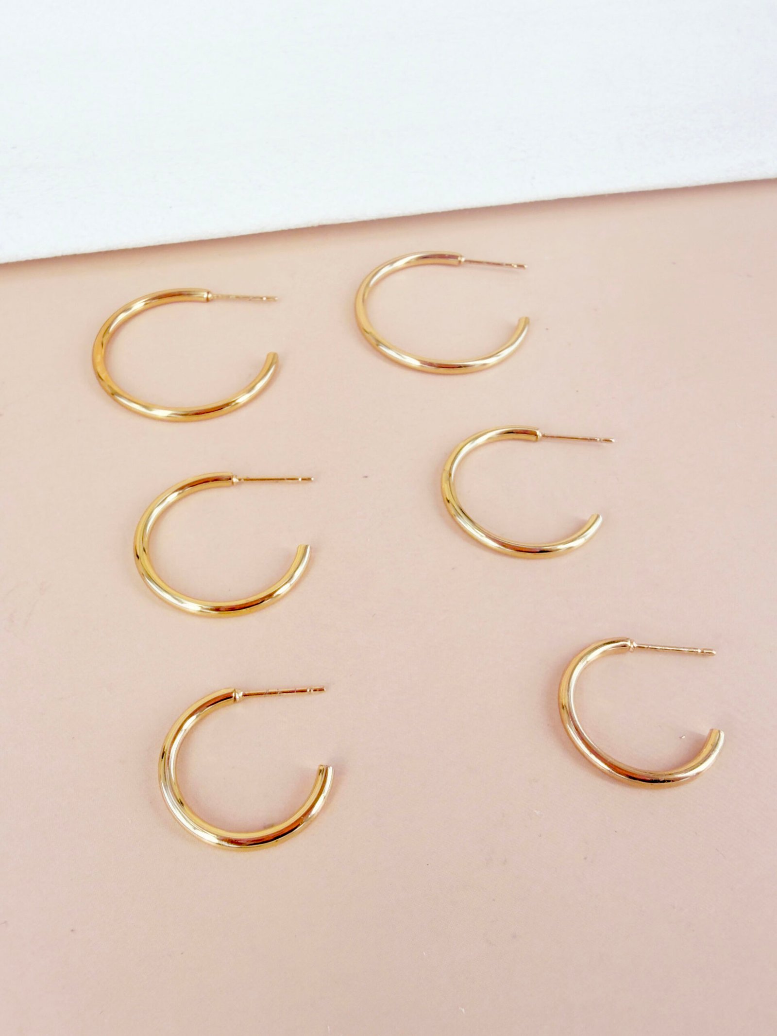 Boucles d'oreilles Aurore - Lot de 3 paires de créoles acier inoxydable or – Image 2