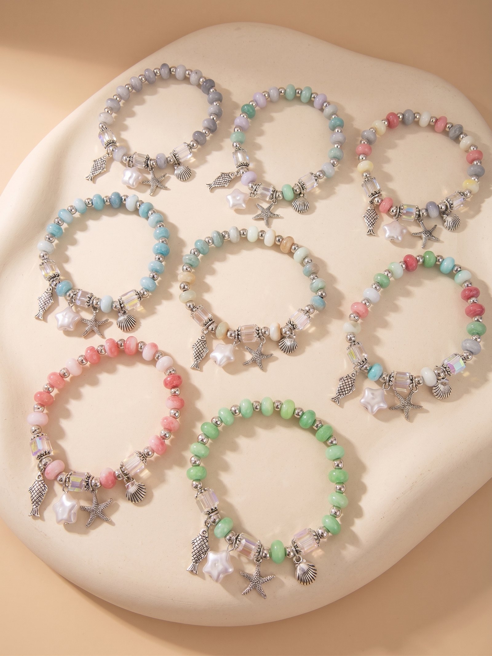 Bracelet Elise - Lot de 12 bracelets perles grelots charms multicolore – Image 2