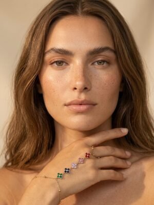 Bracelet Diane – Chaîne de main charms colorés