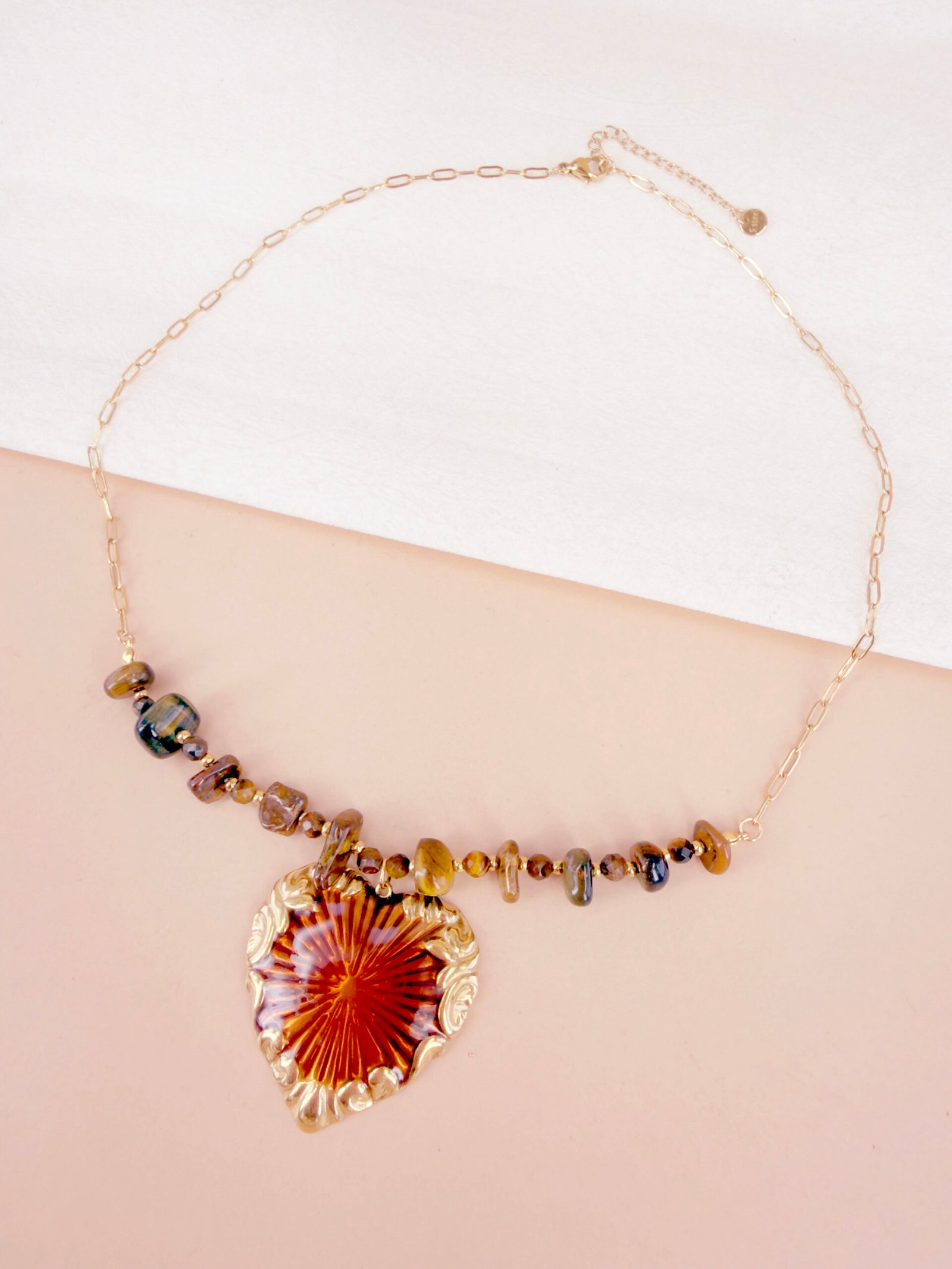 Collier Elena - Doré en acier inoxydable – Image 3