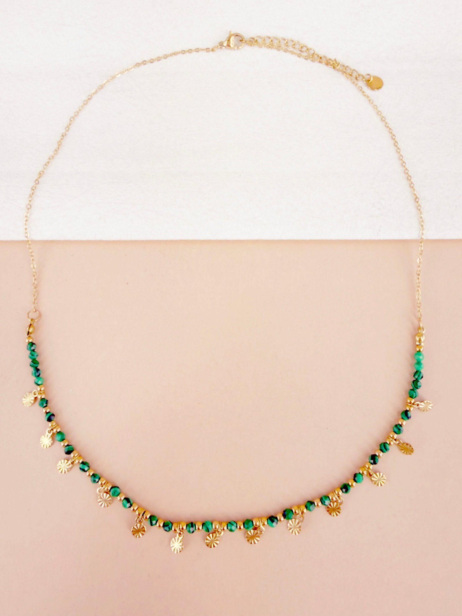 Collier Louise - Fin perles de pierres doré – Image 2