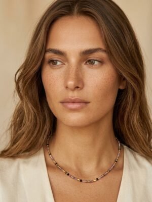 Collier Livia – Fin perles de pierres doré