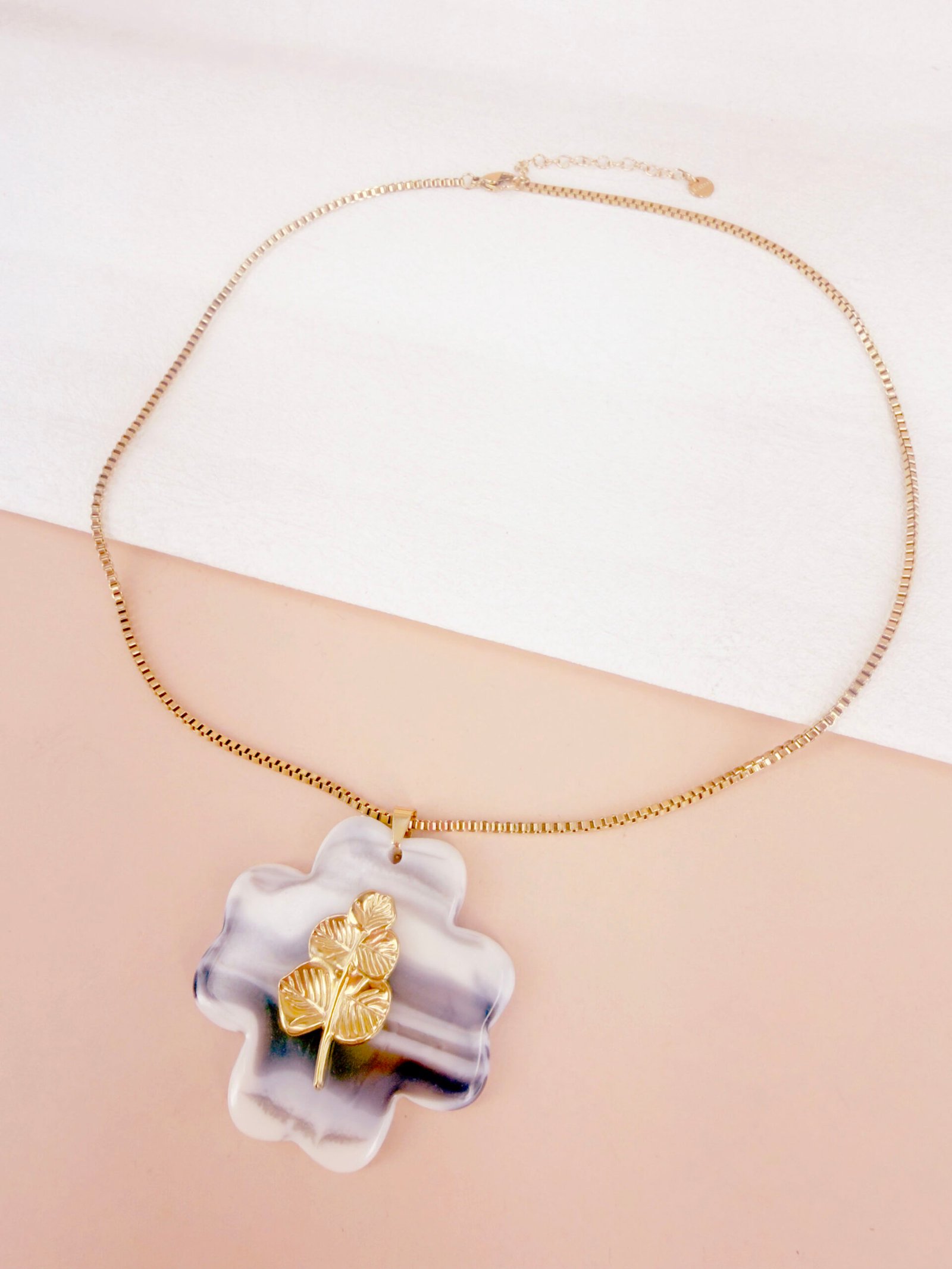 Collier Salome - Doré en acier inoxydable – Image 3