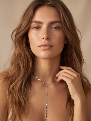 Collier Zelie – Long Y doré en acier inoxydable