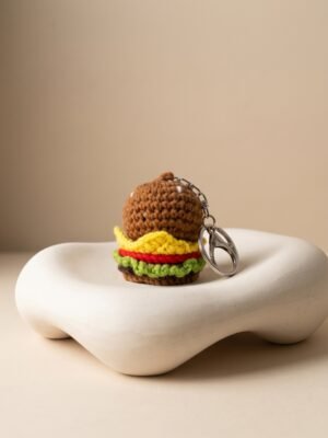 Porte-clés Apolline – Motif hamburger tricoté