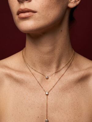 Collier double rang en Y Maïa – Motif trois strass ronds