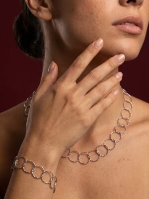 Collier Clea – Motif grands cercles texturés