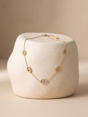 Collier Garance – Motif maille marine sur chaîne fine